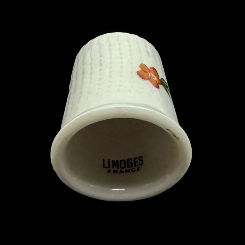 LIMOGES Vintage Floral Porcelain Thimble